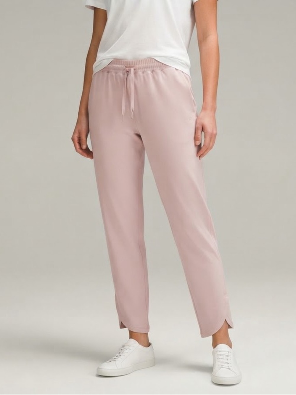Like NEW GAP Women's Light Blush Drawstring Ankle Joggers
